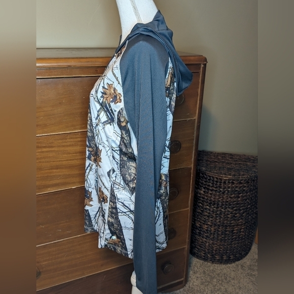 ENERGY ZONE Camo Lightweight Hunting Hoodie - Picture 6 of 11